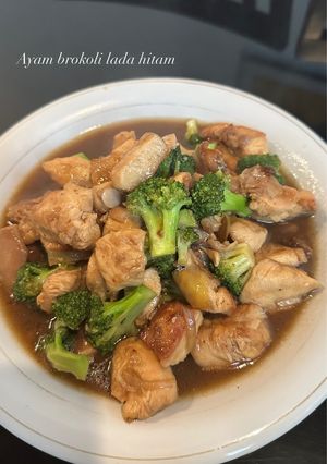 Foto resep Ayam brokoli lada hitam