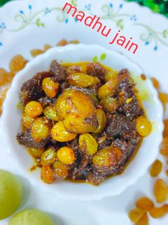 आंवले की खट्टी मीठी चटनी (Awle ki khatti meethi chutney recipe in Hindi) रेसिपी मुख्य फोटो