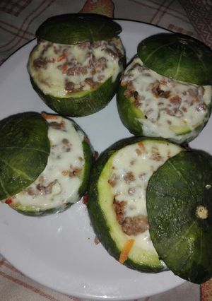 Una foto de Zapallitos rellenos de carne