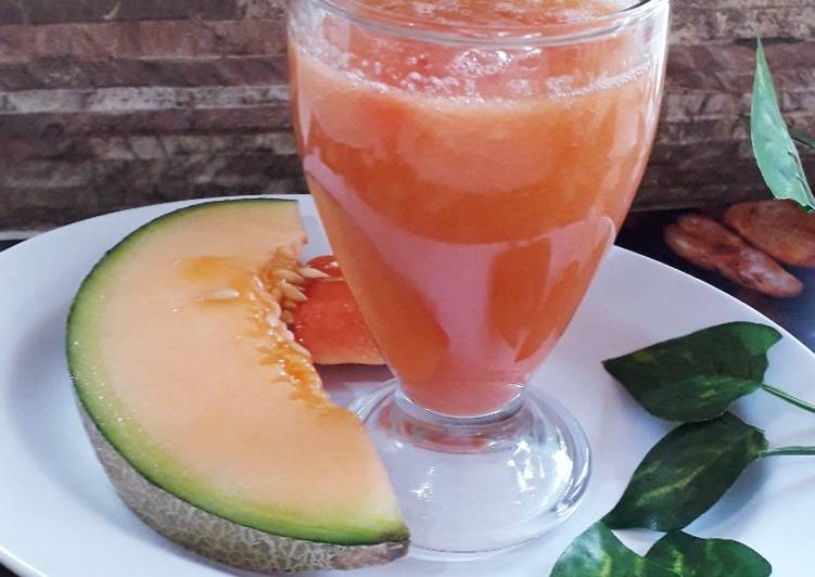 Bagaimana Membuat Jus Pepaya Melon yang Lezat Sekali