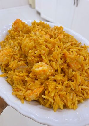 A picture of Shrimp jollof.