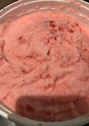 Una foto de Helado casero de fresa (sin máquina)
