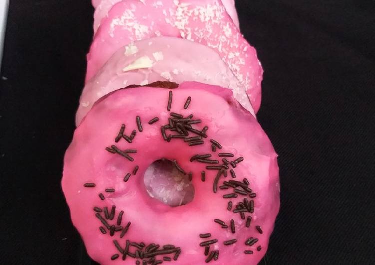 Steps to Prepare Homemade Glazed donuts.. #jikonichallenge