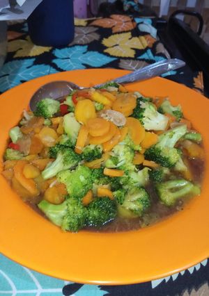Foto resep Tumis brokoli wortel