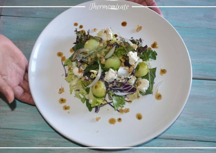 Ensalada de melón y queso de cabra a la vinagreta de hierbabuena con Thermomix