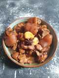 Kaki babi/cukiok