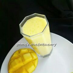 A picture of Mango Lassi.