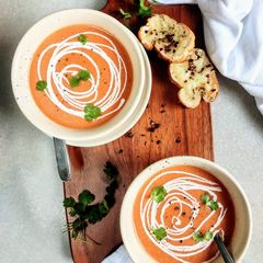 A picture of Cream of tomato soup.