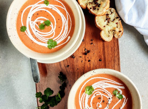 A picture of Cream of tomato soup.