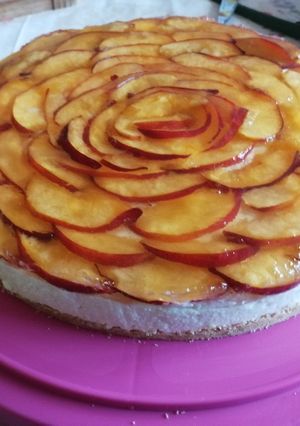 O poză a rețetei Cheesecake la rece cu nectarine.