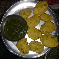 Allu pakoda A picture of Allu pakoda.
