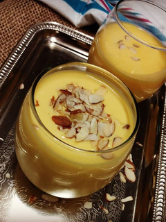 A picture of Mango Lassi.