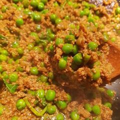 A picture of Qeema matar.