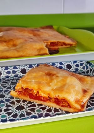 Una foto de Empanada de atún y pimientos
