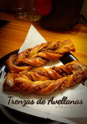 Foto principal de Trenzas de avellana (Thermomix)