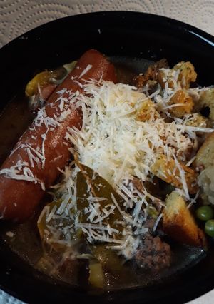 A picture of Hamburger, Hotdog, Vegetable Soup.