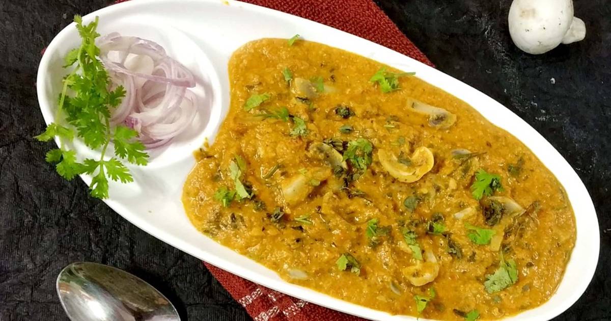 Mushroom kaju masala Recipe by Divya Konduri - Cookpad
