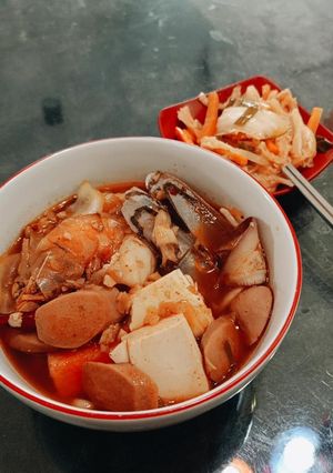 Foto resep Jjamppong (Korean Spicy Noodle Soup)