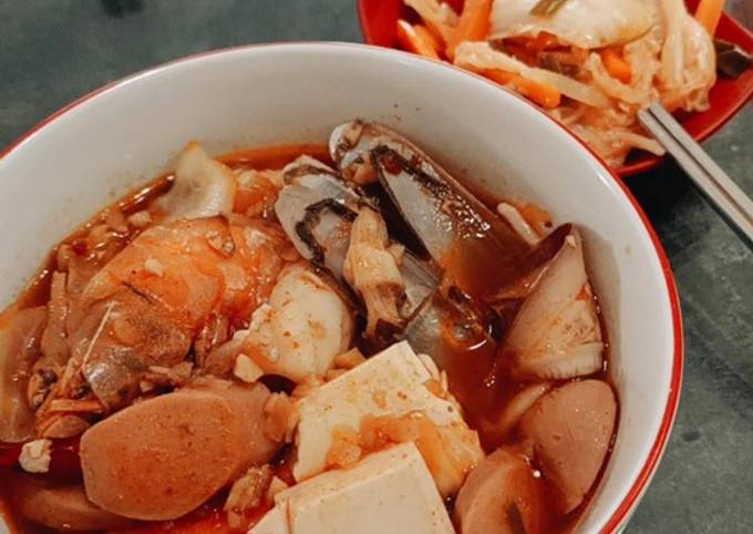 Resep Jjamppong Korean Spicy Noodle Soup Oleh Leonie Sarah Cookpad