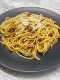Spaghetti a la carbonara