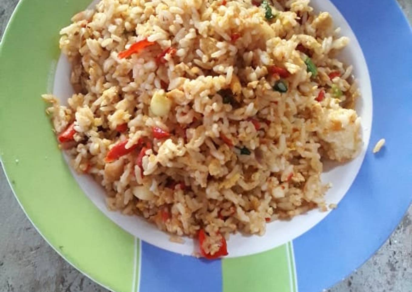 Nasi goreng sederhana. (Tidak pedas)