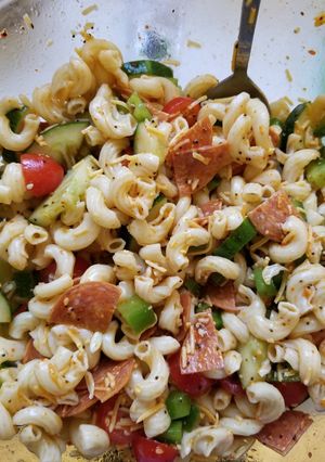 A picture of Italian summer pasta salad.