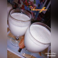 Banana Smoothie A picture of Banana Smoothie.