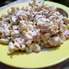 Creamy Chicken Macaroni Salad A picture of Creamy Chicken Macaroni Salad.