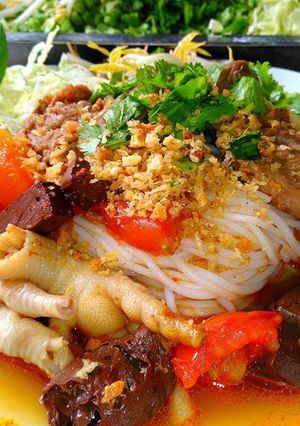 รูปของ ขนมจีนน้ำเงี้ยว(เครื่องแกงทำเอง ไม่ใส่ดอกงิ้ว)