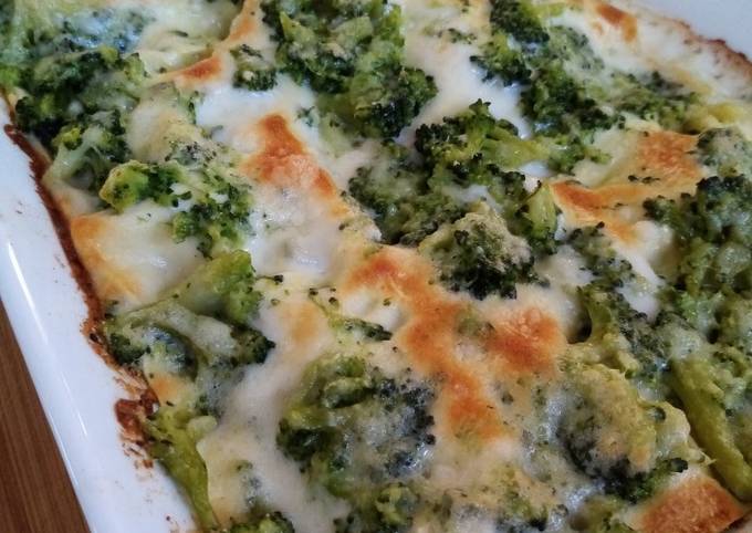 Lasagne con broccoli e besciamella al gorgonzola