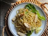 Pasta Ayam Penyet