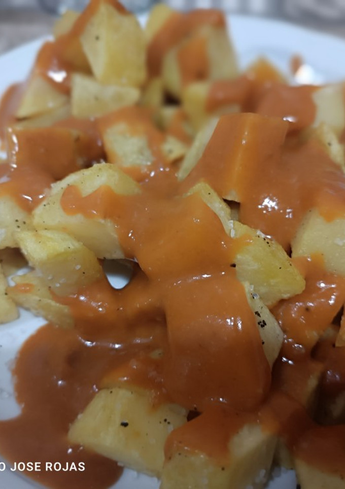 Una foto de Patatas bravas