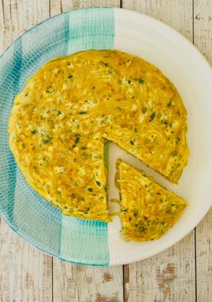 Una foto de Tortilla de espaguetis