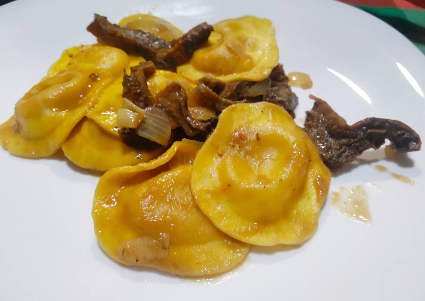 Raviolis de crema de calabaza con setas