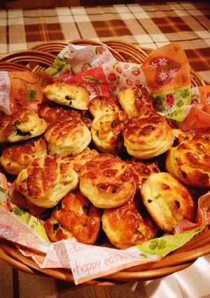 Medvehagymás burgonyás pogácsa #medvehagyma recept fotója
