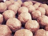तिळ-गुळाचे लाडू (Til Gulache Ladoo Recipe In Marathi)