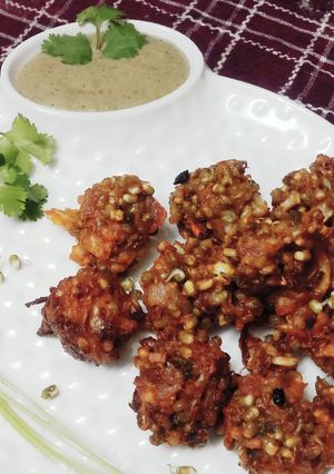 A picture of Chinese Fritters.