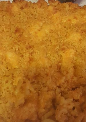 A picture of Baked macaroni and cheese.