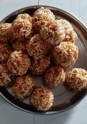 લાડુ (ladoo Recipe in Gujarati) રેસીપી મુખ્ય ફોટો
