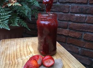 Una foto de JALEA / MERMELADA DE FRUTILLAS 🍓