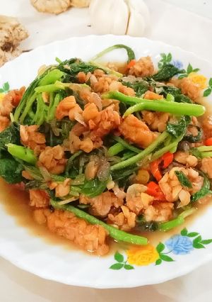 Foto resep Tumis Bayam Tempe