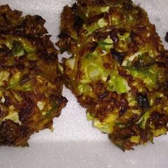 A picture of Potato spinach fritters.
