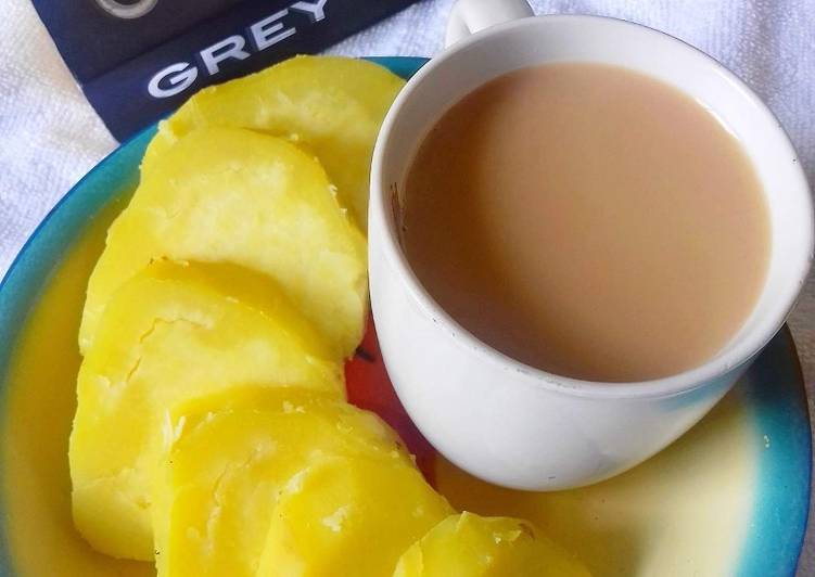 Sweet Potatoes and Cardamom Tea