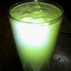 A picture of Avocado milkshake.