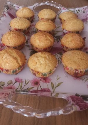 Una foto de 🧁Magdalenas de naranja y chocolate blanco🧁