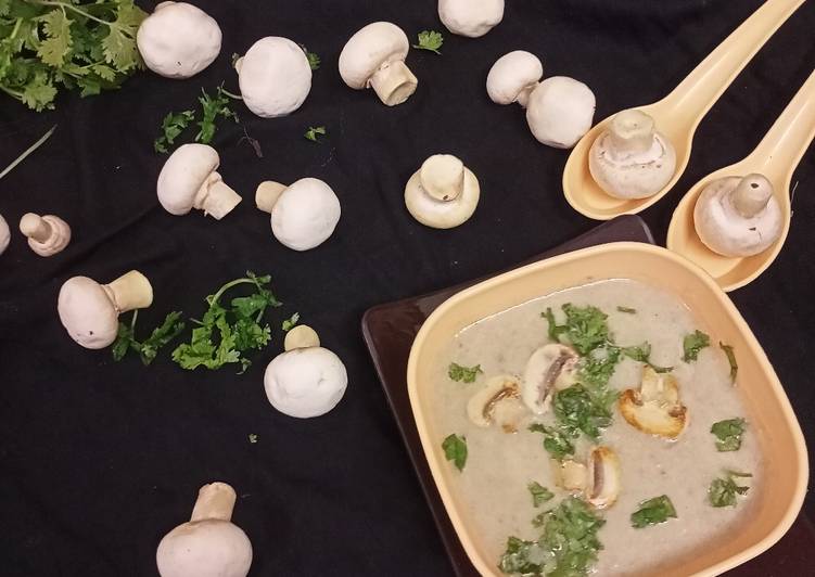 Recipe of Ultimate Mushroom soup