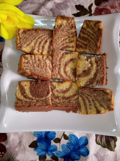 A picture of Zebra cake.