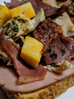 Una foto de SÁNDWICHS🥪 Carnes y Queso...!