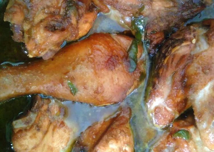 Cara mudah Menyiapkan Semur Ayam Pedas Manis Anti Gagal