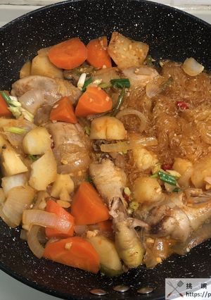 【高蛋白料理】韓式安東燉雞｜微辣雞腿好入味，吃到暖心又暖胃！ 的食譜成品照片